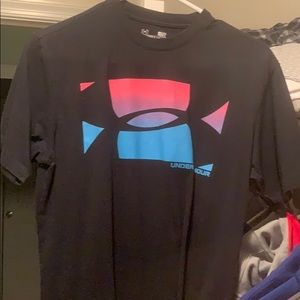 Under armour t shirt